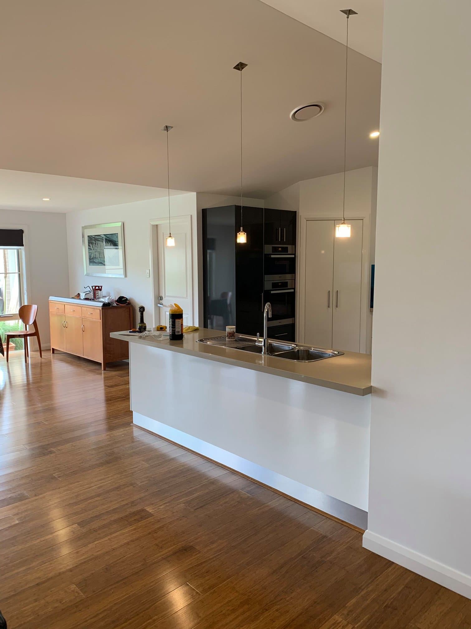 Modern kitchen with freshly painted walls and ceiling, Central West NSW